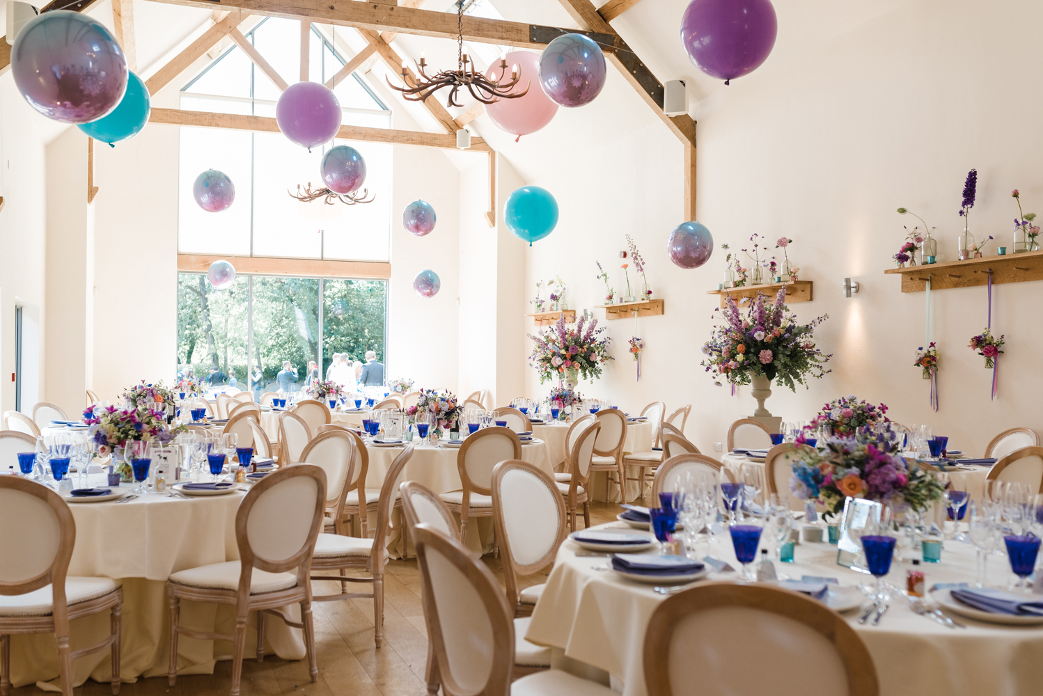 Colourful-Wedding-Breakfast-at-Millbridge-Court