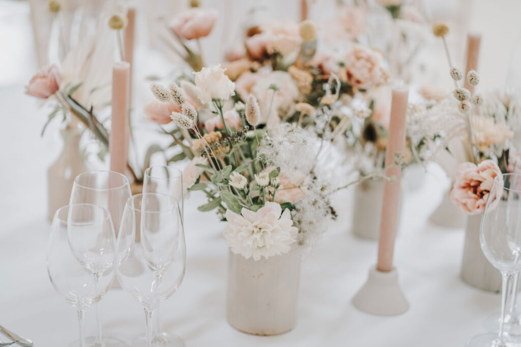 Wedding-Flower-Inspiration-at-Millbridge-Court